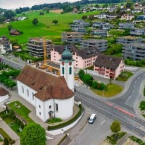 Comuna cu 7.000 de locuitori care are atât de mulți bani încât nu știe ce să facă cu ei