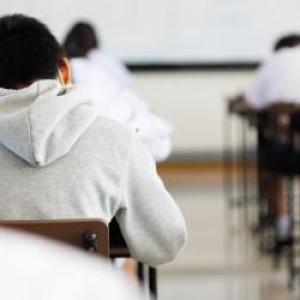 Liceul din Bucureşti, unde toţi elevii au picat Bacul de toamnă