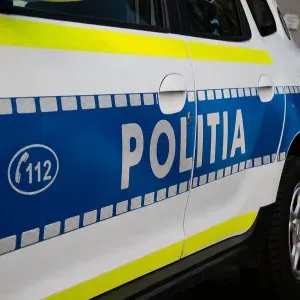Înșelătorie cu credite online: două persoane, păgubite cu peste 20.000 de lei. Un tânăr a fost reținut