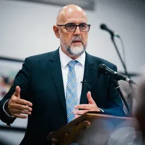 Kelemen Hunor: ”Președintele trebuie să facă o nouă nominalizare. AUR preia guvernarea după alegerile anticipate”