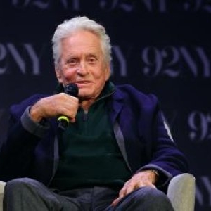 Michael Douglas dezvăluie că a slăbit 18 kilograme. Prin ce a trecut actorul: „Eram într-o situație gravă”