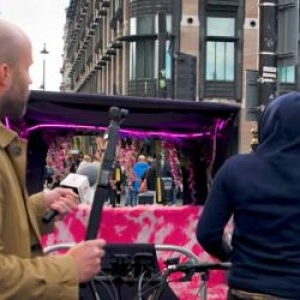 Grupare de români, acuzată că păcălește turiștii în Londra. Cât au cerut pentru o cursă de nici 2 km cu ricşa