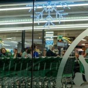 Spania angajează români pentru 3 zile de muncă pe săptămână. Salariile încep de la 1.300 €, fără experienţă