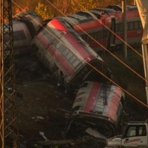 Mărturia românului care a văzut de aproape tragedia feroviară din Spania. A tăiat garduri că să ajute răniţii