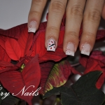 Unghii gel pictate cu fluturas by Flory Nails