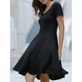 ROCHIE NEAGRA CU GULER ROTUND MANECI SCURTE PLIURI LARGI