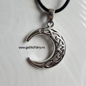 Pandantiv argint Luna cu nod celtic