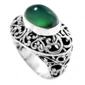 Inel din argint cu calcedonia verde
