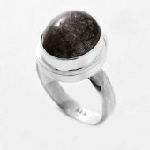 Inel din argint cu piatră de cuarț turmalinat