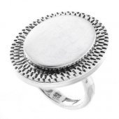Inel din argint în formă ovală