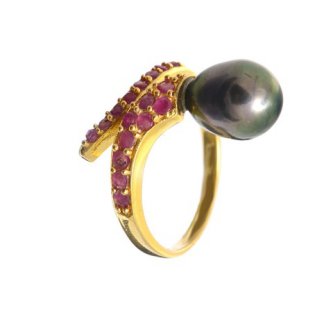 Inel din argint cu rubin și perlă de cultură