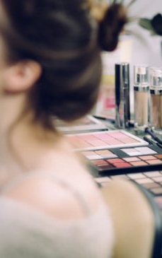 Ești rațională sau emoțională? Îți spunem în funcție de preferințele tale în materie de make-up