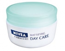 Crema matifianta Nivea Day Care