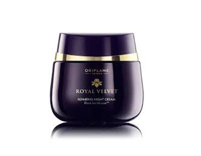 Crema de noapte cu efect reparator Royal Velvet Oriflame