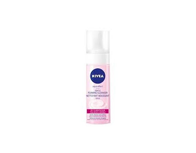 Spuma de curatat pentru ten uscat si sensibil Nivea Aqua Effect 