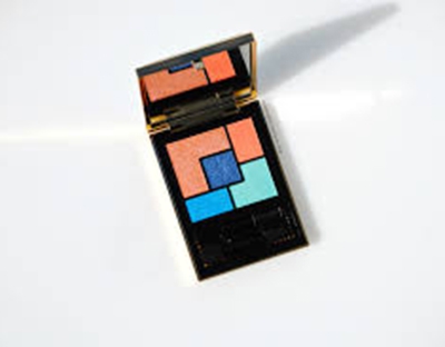 Paleta de farduri Yves Saint Laurent Palette Bleus Lumière