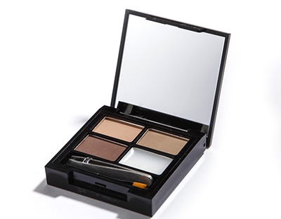 Set pentru sprancene Makeup Revolution Focus&Fix Brow Kit